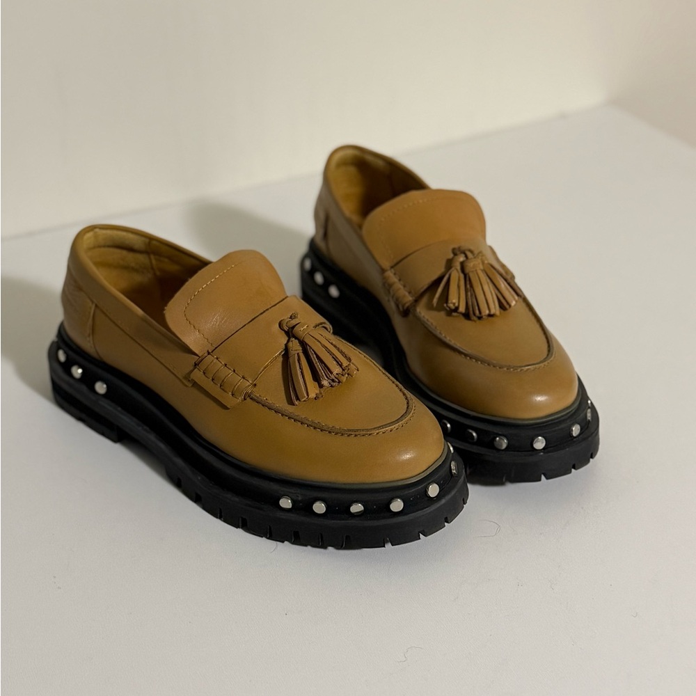FREE PEOPLE  Teagan Tassel Loafers NWOT